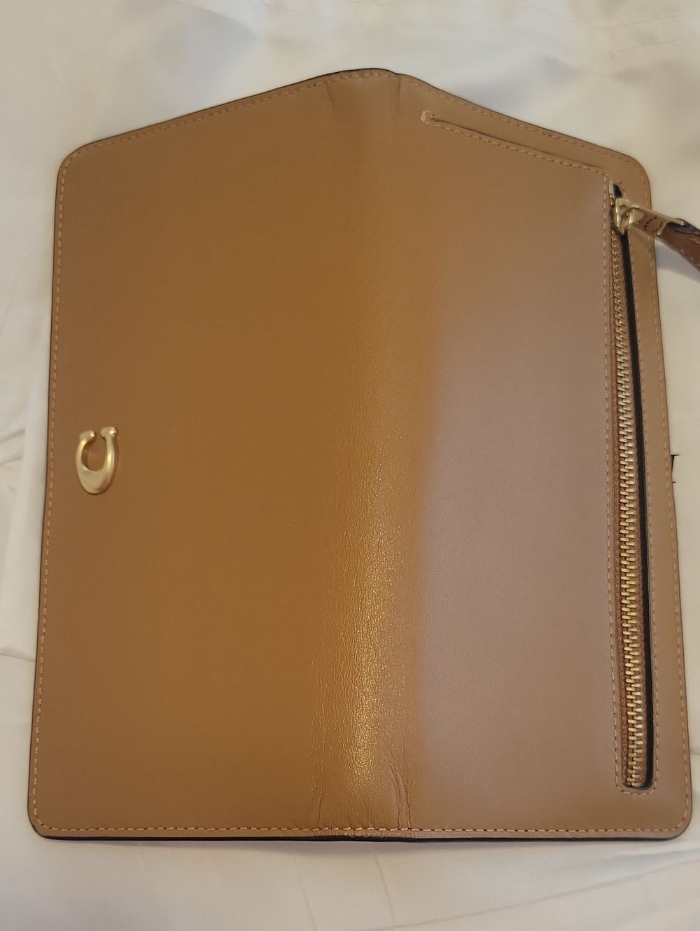 Coach Essential slim wallet in Honey Brown - Picture 9 of 11